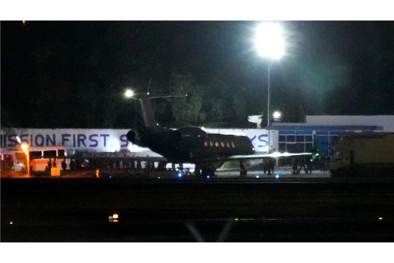 Der ehemalige philippinische Präsident Rodrigo Duterte wird nach Angaben seines Anwalt nach Den Haag geflogen.