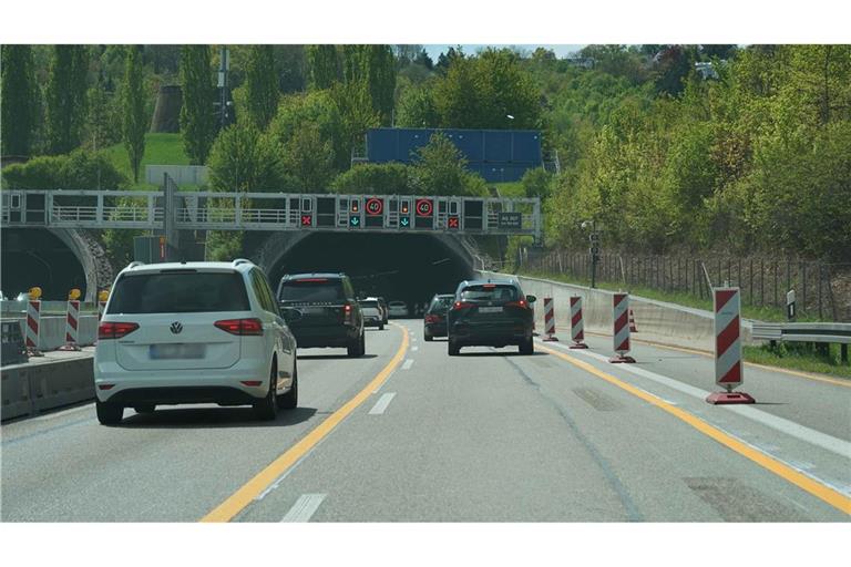 Der Engelbergtunnel ist einer der wichtigsten Autobahntunnel in Baden-Württemberg mit bis zu 140.000 Fahrzeugen pro Tag.