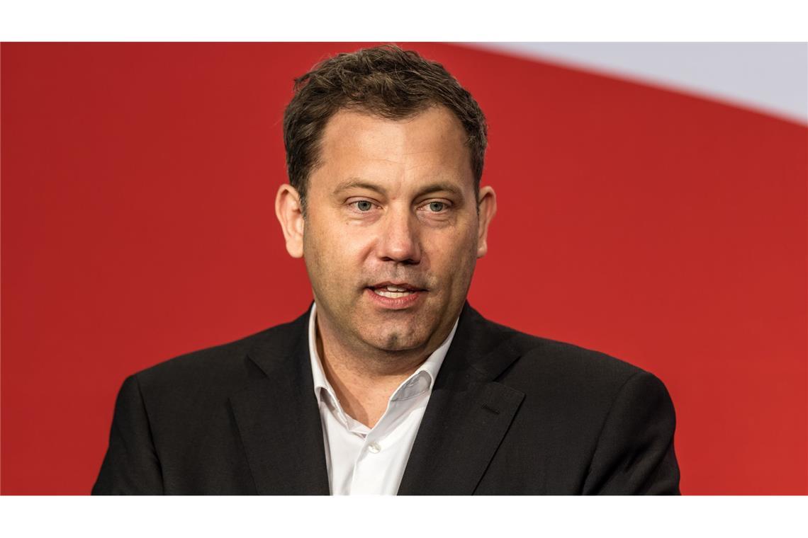 Der Etatentwurf stammt von Bundesfinanzminister Lars Klingbeil (SPD).
