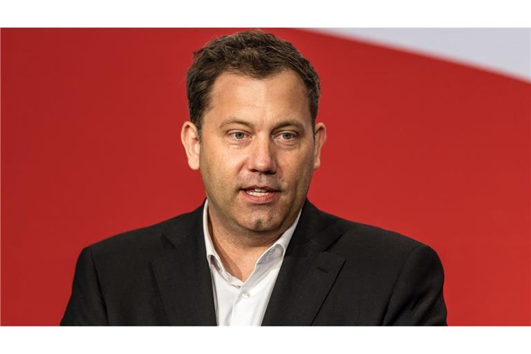 Der Etatentwurf stammt von Bundesfinanzminister Lars Klingbeil (SPD).