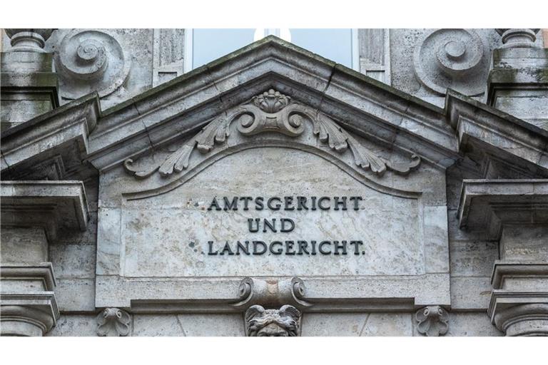 Der Fall wird vor dem Landgericht Regensburg verhandelt.