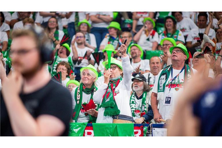 Der Fanclub der Füchse Berlin sorgt bei jedem Heimspiel für ordentlich Lärm. (Archivbild)