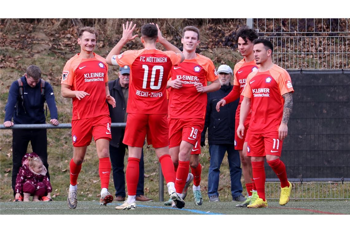 Marco Wildersinn: „Viele Erkenntnisse, aber keine guten“ Der FC Nöttingen bejubelt die 1:0-Führung durch Stefan Zimmermann.