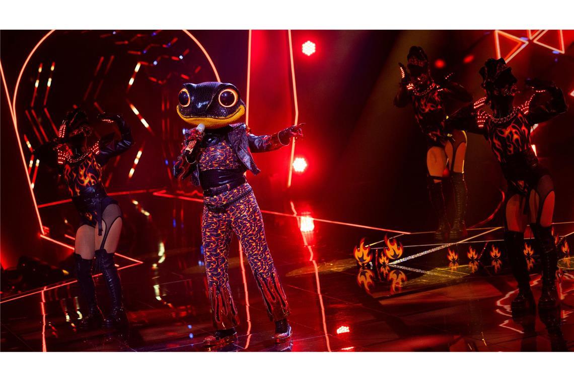 Lok und Feuersalamander in ProSieben-Show enttarnt Der Feuersalamander ist aus der Show ausgeschieden – wer steckte im Kostüm?