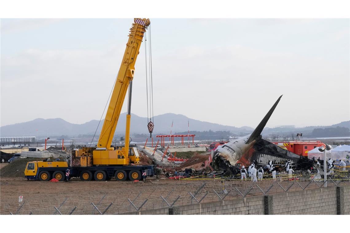 Ermittlungen zum Unglücksflug in Südkorea - Mauer im Fokus Der Flughafen in Muan wird noch bis 7. Januar gesperrt sein.