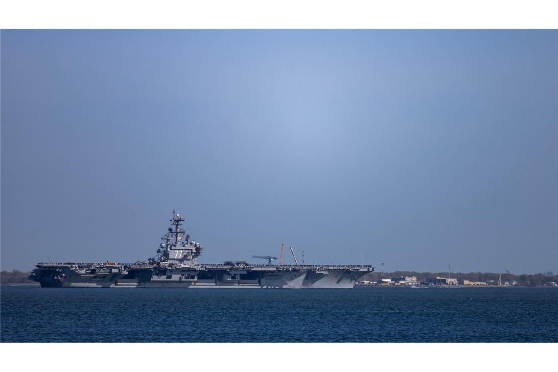 Der Flugzeugträger "USS George H.W. Bush" ist bereits der dritte der US-Marine in der Krisenregion im Mittleren Osten.