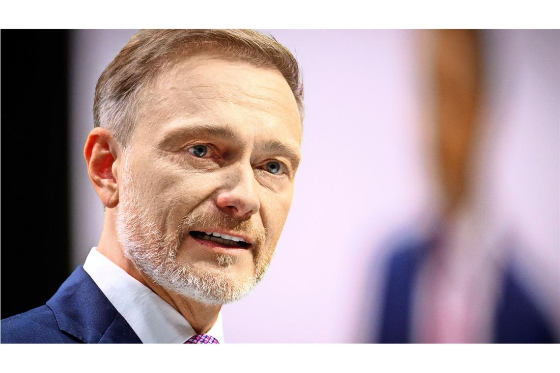 Der frühere Bundesfinanzminister Christian Lindner soll an die Spitze des größten markenunabhängigen Autohändlers im Land (Archivfoto).