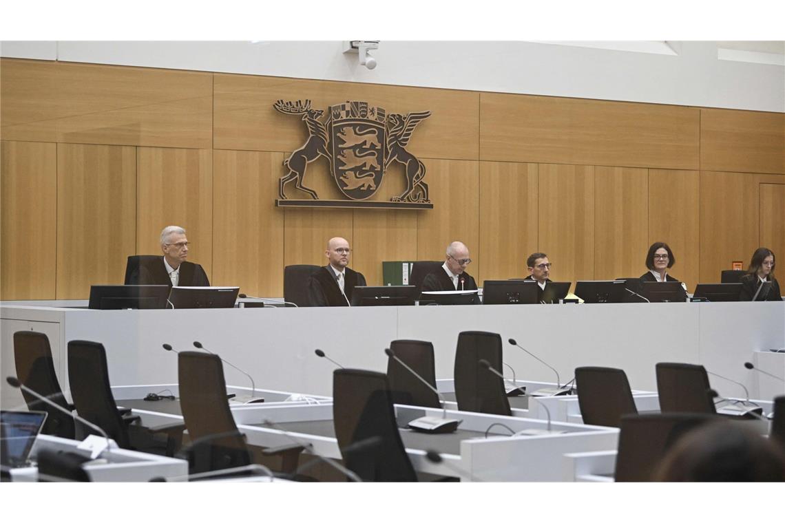 Bürgermeister enttäuscht von Politik Der Gerichtssaal in Stuttgart-Stammheim.
