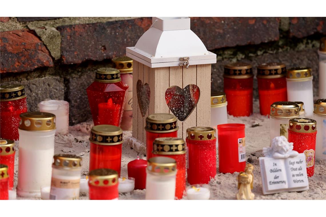 Der gewaltsame Tod des Grundschülers Fabian sorgte für Trauer und Fassungslosigkeit. (Archivbild)