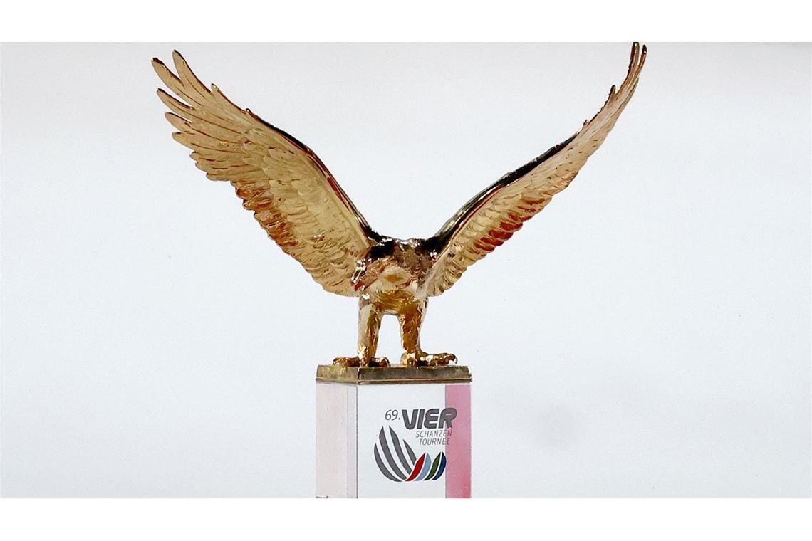 Der goldene Adler wird für den Tournee-Sieger verliehen. (Archivbild)