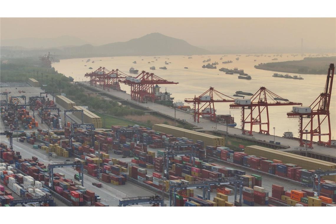 Peking hat schon bald nichts mehr zu verlieren Der Hafen von Nanjing. Wie sich der Handelskrieg zwischen den USA und China hier auswirken wird, bleibt ungewiss.
