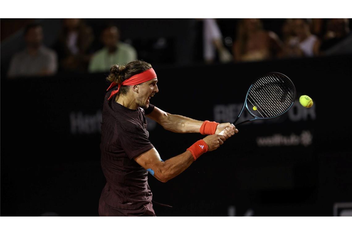 Zverev geht in Rio "ans Limit" und steht im Viertelfinale Der Hamburger steht zum sechsten Mal in Folge im Viertelfinale eines Sandplatz-Turniers.