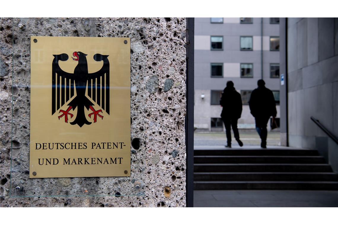 Deutschland holt bei Digitalpatenten ein bisschen auf Der Haupteingang des deutschen Patent-und Markenamts in München. Die deutsche Wirtschaft hat ihren Rückstand bei den Patentanmeldungen in digitalen Schlüsseltechnologien etwas verkleinert. (Foto: Archiv)