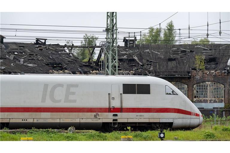 Der ICE musste nach der Bedrohung geräumt werden. (Symbolbild)