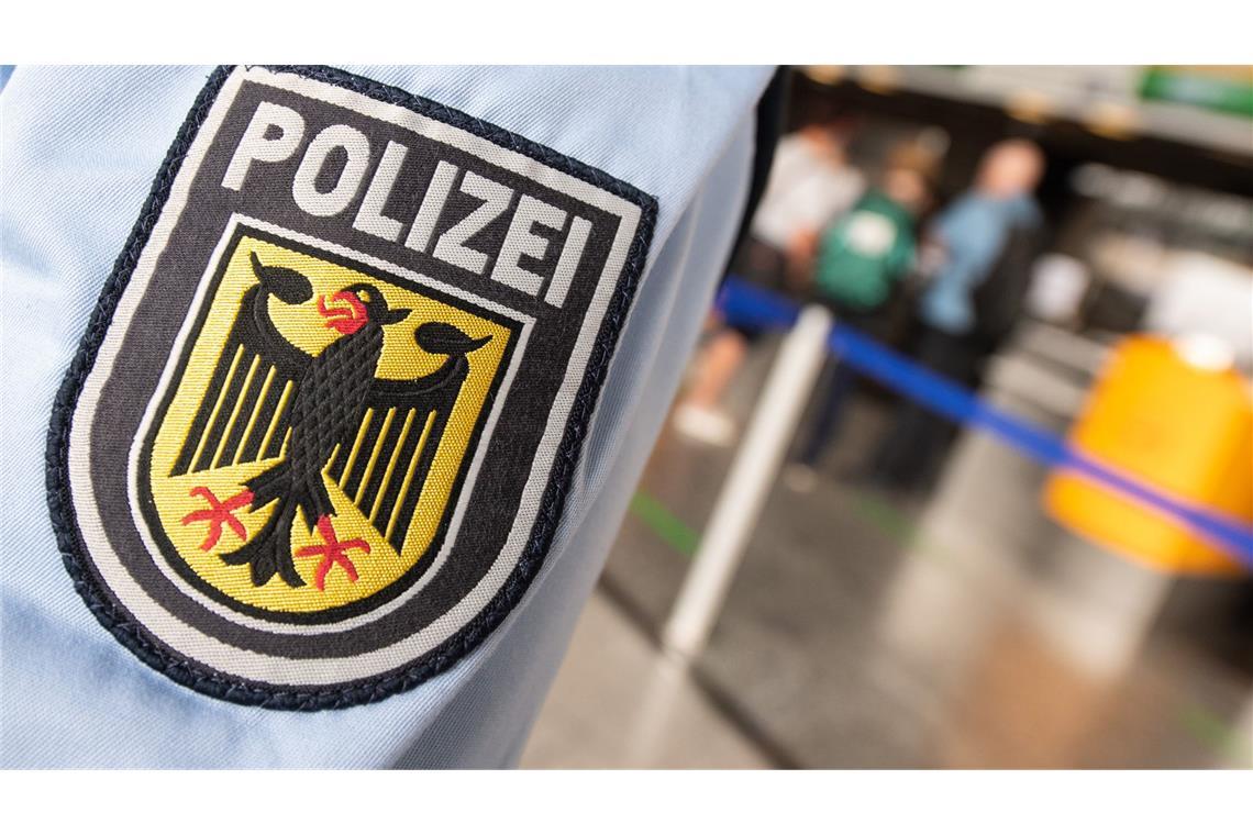 Arabischer Influencer am Flughafen festgenommen Der Influencer wurde festgenommen (Symbolbild).