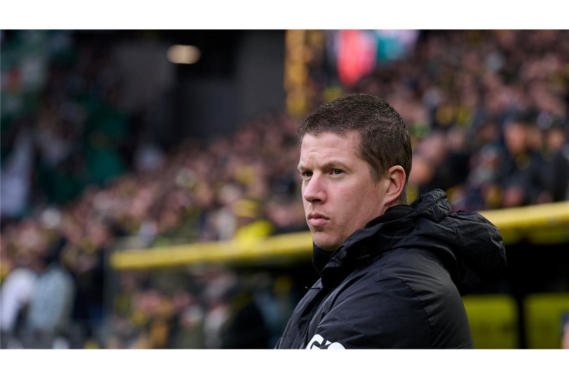 Weiter mit dem Interimscoach: Keine BVB-Lösungen in Sicht Der Interimscoach Mike Tullberg muss vorerst weitermachen.
