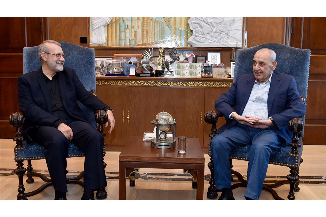 Iran gibt Hisbollah freie Hand bei Gesprächen zu Waffenruhe Der Iran hat dem Libanon seine volle Unterstützung zugesagt.