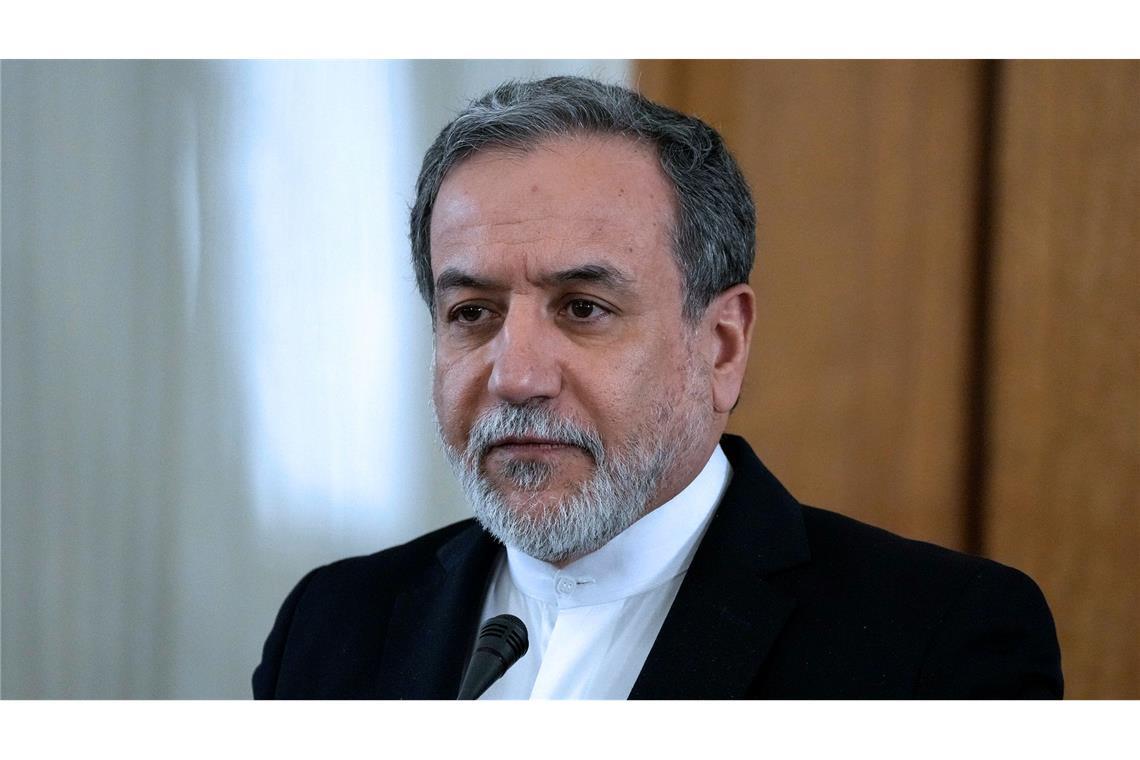 Israel forciert Angriffe auf Iran - Bewegt sich Teheran? Der iranische Außenminister Abbas Araghtschi sieht den Schlüssel zur Beendigung des Krieges bei Trump. (Archivbild)