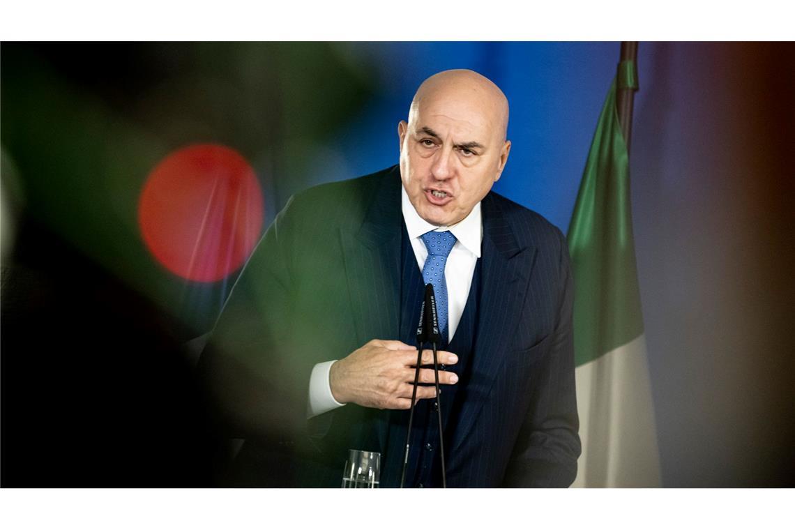 Der italienische Verteidigungsminister hält die Mission für einen "Witz". (Archivbild)