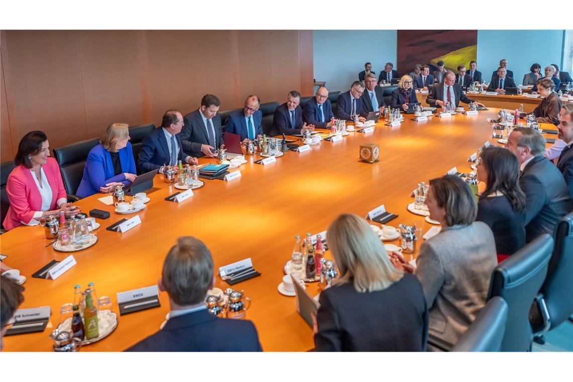 Der jetzt vom Kabinett beschlossene Gesetzentwurf zur internationalen Rechtshilfe in Strafsachen setzt teilweise Vorgaben der Europäischen Union um.