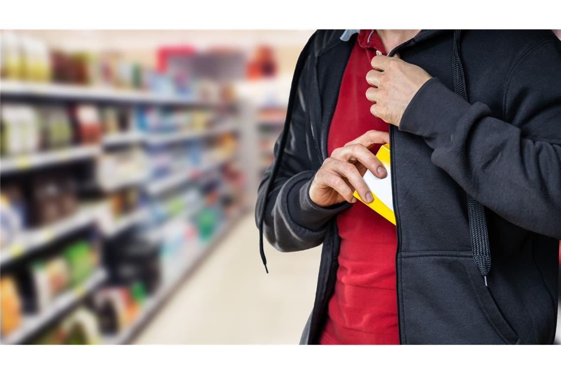 Hungriger Ladendieb stiehlt zweimal – Zeuge ruft Polizei Der Jugendliche wurde beim Ladendiebstahl erwischt. (Symbolbild)