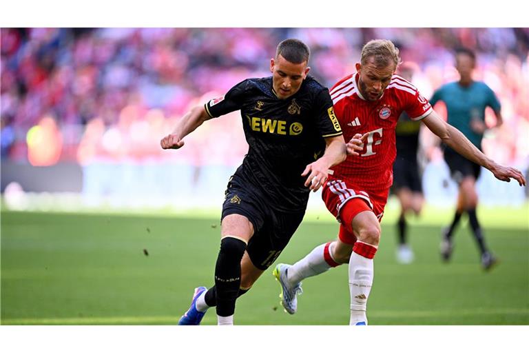 Der Kölner Said El Mala (links) im Zweikampf mit Bayern-Spieler Konrad Laimer