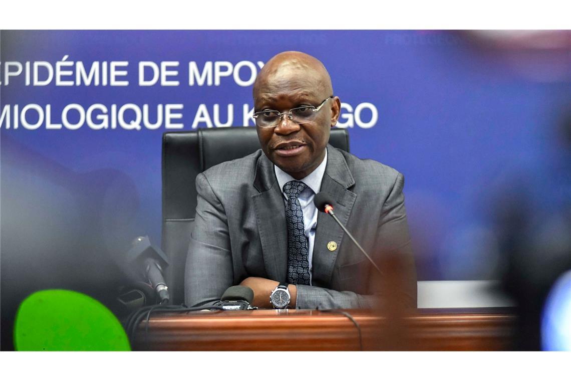 Neue Fälle der "Krankheit X" - jetzt fast 400 Patienten Der kongolesische Gesundheitsminister Roger Kamba (Archivbild)
