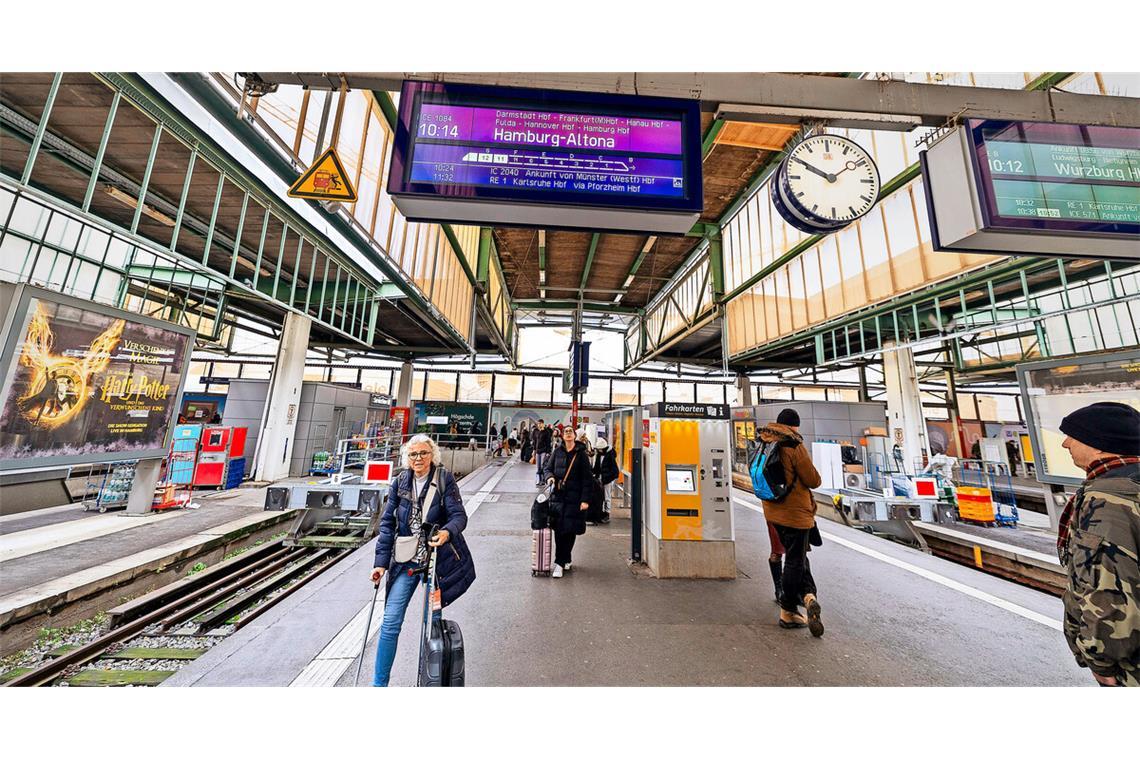 Kopfbahnhof auch 2027 Der Kopfbahnhof in Stuttgart wird auch 2027 noch gebraucht.