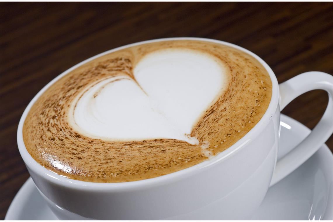 Der Künstler: Sie sind liebenswert und manchmal etwas gutgläubig. Ein Gutmensch und Kumpeltyp durch und durch. Dass Sie vergessen den Milchbart von der Oberlippe wegzuwischen, finden manche am sympathischsten an Ihnen. Ganz klar: Sie frönen dem Cappuccino.