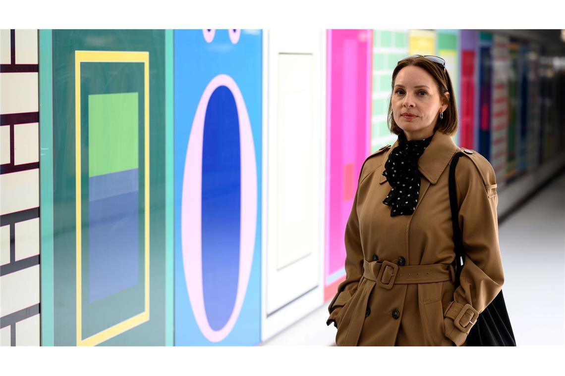 Der Kunst- und Skulpturenpfad "Purple Path" verbindet Chemnitz mit dem Umland. Mit dabei ist die Künstlerin Tanja Rochelmeyer mit ihrer Arbeit "Glance" im Kunstbahnhof Flöha (Archivbild)