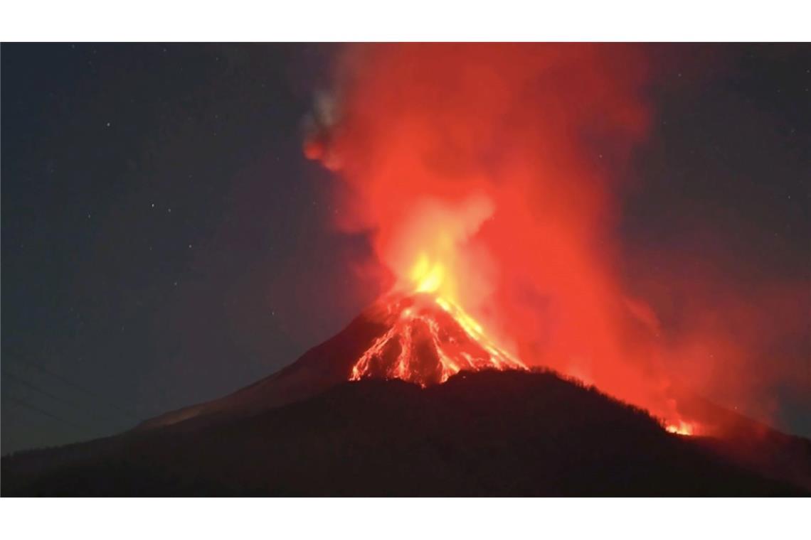 Vulkanausbruch in Indonesien: Internationale Flüge betroffen Der Lewotobi Laki-Laki kommt nicht zu Ruhe.