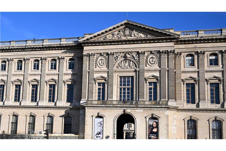 Der Louvre reagiert mit Sofortmaßnahmen für mehr Sicherheit auf den spektakulären Einbruch im Oktober. (Archivbild)