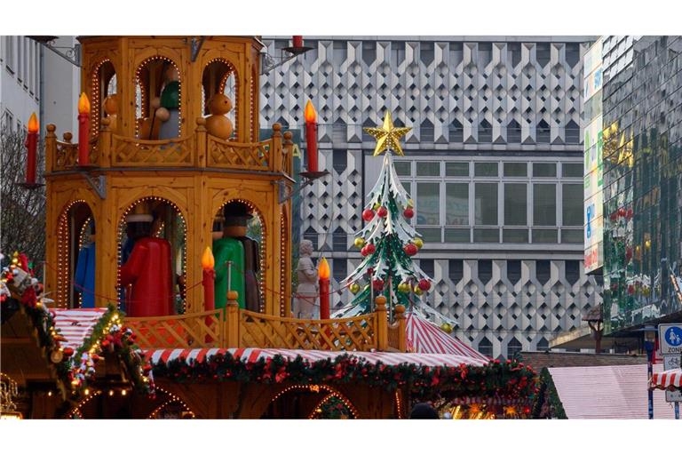 Der Magdeburger Weihnachtsmarkt ist noch bis zum 29. Dezember geöffnet. (Archivbild)