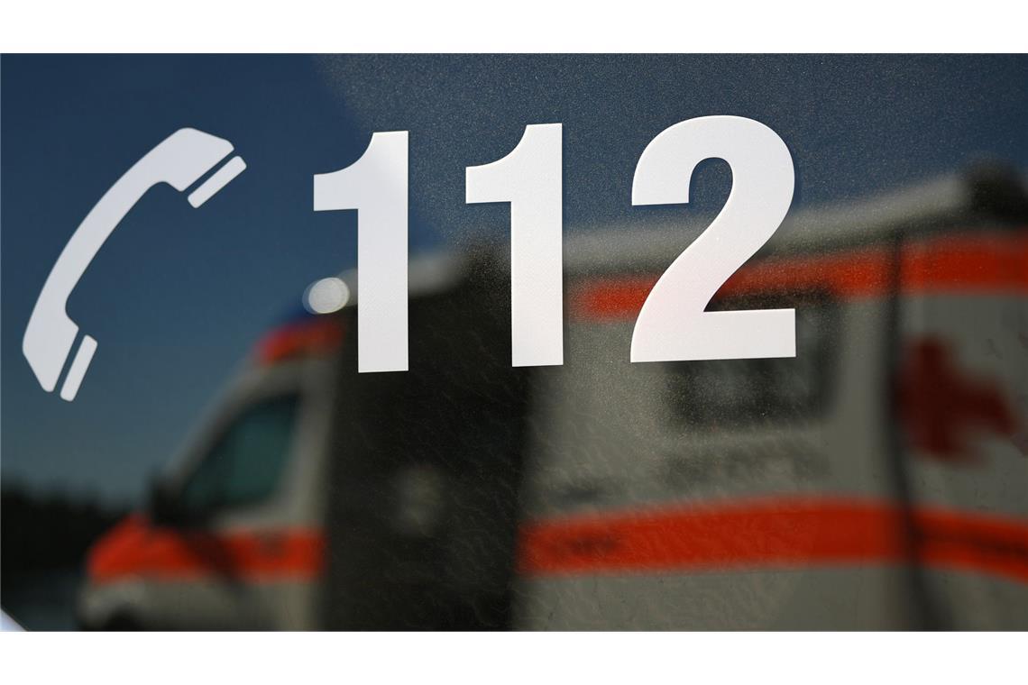 Der Mann wurde bei dem Unfall schwer verletzt. (Symbolbild)