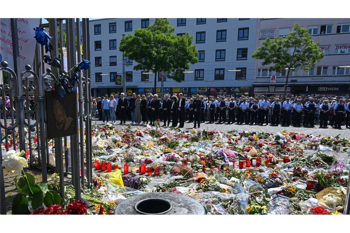 Muslime in Mannheim sehen nach Marktplatz-Attacke Misstrauen Der Messerangriff am 31. Mai hat Mannheim verändert.