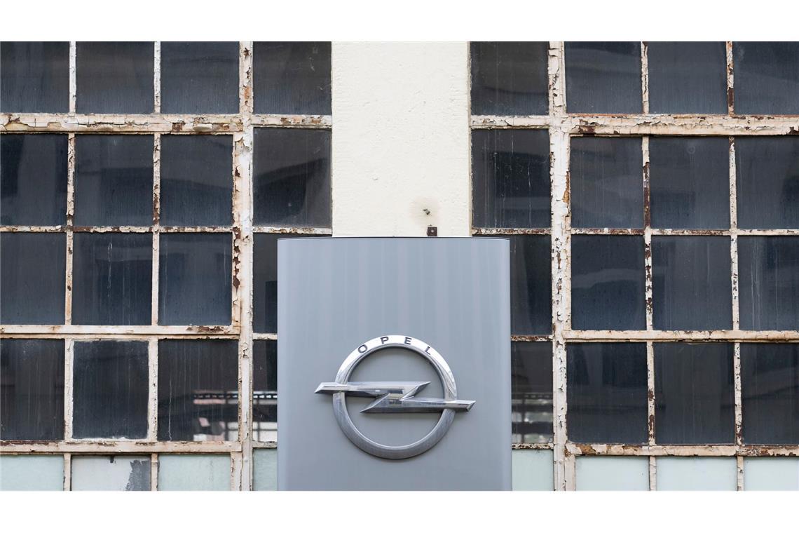 Der Mutterkonzern Stellantis schrumpft die Opel-Entwicklung weiter.