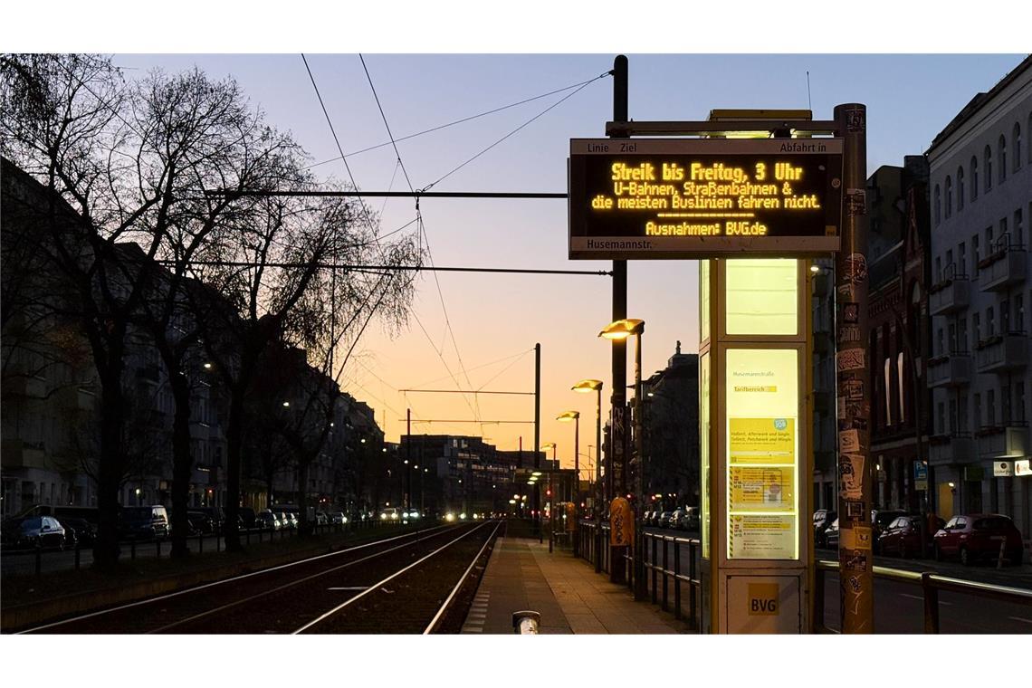 Neuer Warnstreik im Berliner Nahverkehr Der nächste Ausstand bei der BVG könnte deutlich länger als 48 Stunden dauern.