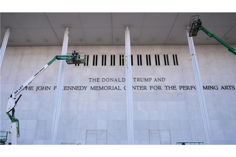 Der Name Trump muss wieder verschwinden (Archivbild).