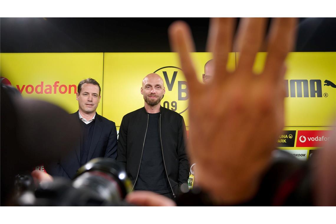 Der neue Sportdirektor von Borussia Dortmund ist Nils-Ole Book (M).