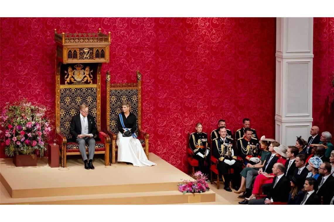 Der niederländische König Willem-Alexander hält am Prinsjesdag im Königlichen Theater gemeinsam mit Königin Máxima die Thronrede vor den Mitgliedern des Senats und des Repräsentantenhauses. Das neue Arbeitsjahr von Senat und Repräsentantenhaus wird am dritten Dienstag im September eröffnet.