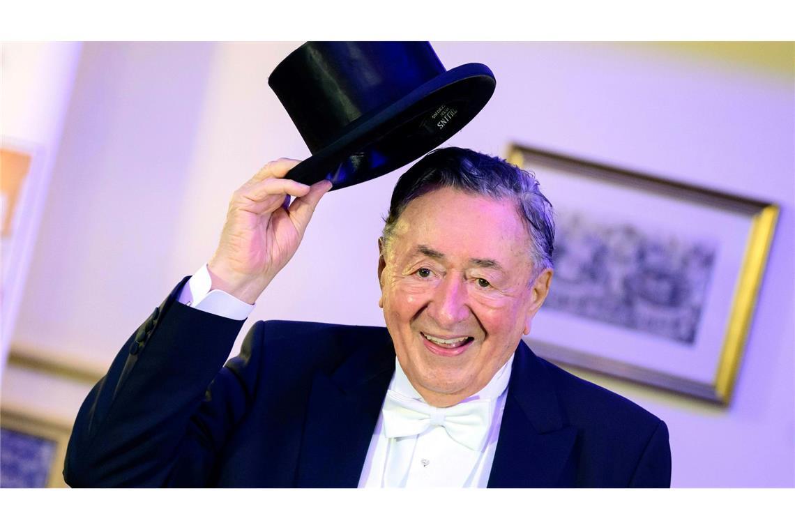 Von wem sich Deutschland und die Welt 2024 verabschiedeten Der österreichische Unternehmer und Society-Löwe Richard Lugner mit 91 Jahren gestorben. (Archivbild)
