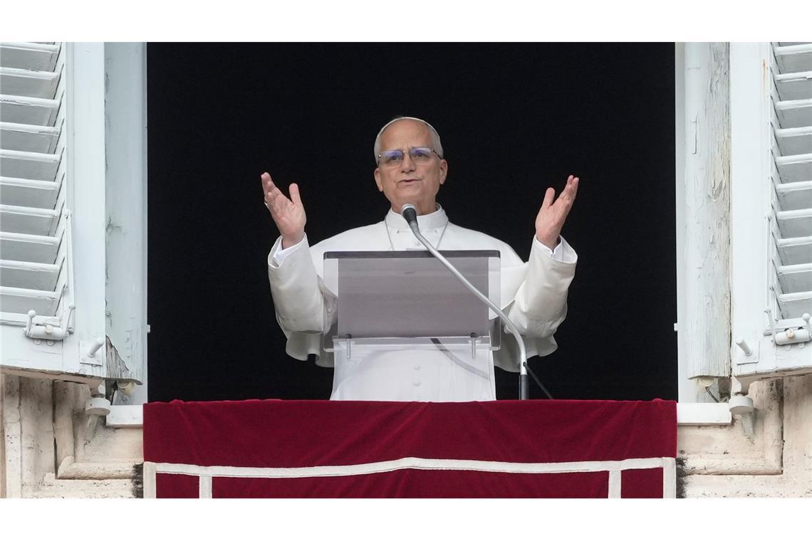 Papst mahnt zu Frieden: "Dröhnen der Waffen möge verstummen"