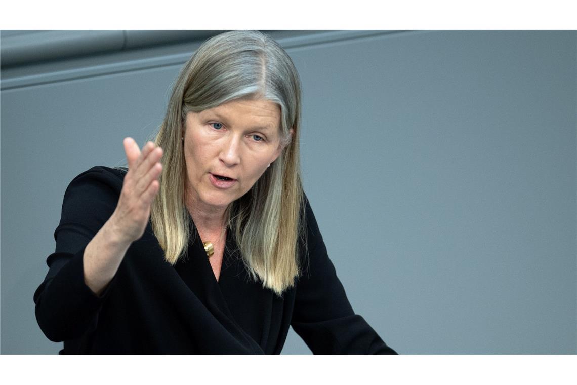 Kabul-Evakuierung: Ein Hauch von Selbstkritik bei Merkel Der persönliche Einsatz einiger Akteure in der Krisensituation in Kabul im August 2021 sollte aus Sicht der FDP-Bundestagsabgeordneten Ann-Veruschka Jurisch stärker gewürdigt werden. (Archivbild)
