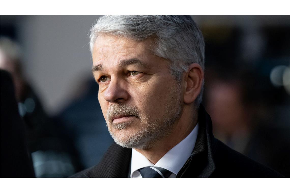 Militärexperte Carlo Masala sieht Nato geschwächt Der Politikwissenschaftler Carlo Masala hat sich bei der Deutschen Presse-Agentur zu den Ergebnissen des Nato-Gipfels in Den Haag geäußert (Archivbild).