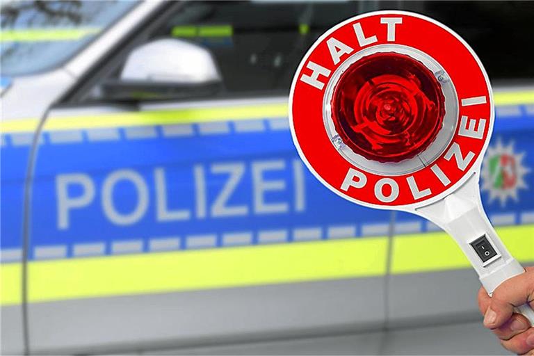 Der Polizei zufolge entstand bei dem Unfall ein Gesamtschaden von rund 13.000 Euro. Foto: Gerhard Seybert / Adobe Stock