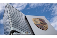Der Porsche Design Tower: Nur der Stuttgarter Fernsehturm ist mit seinen rund 217 Metern größer.