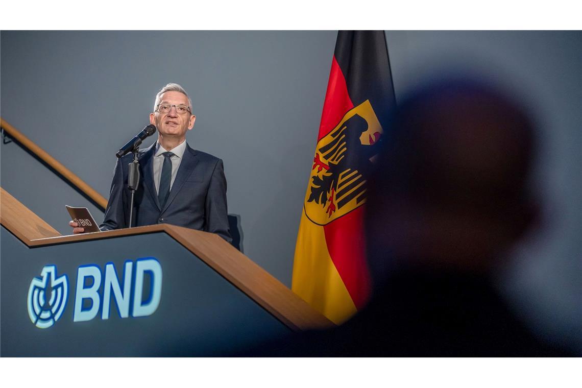 Der Präsident des Bundesnachrichtendienstes, Martin Jäger, will den BND zu einer schlagkräftigen Abwehreinheit gegen Angriffe auf Deutschland machen.
