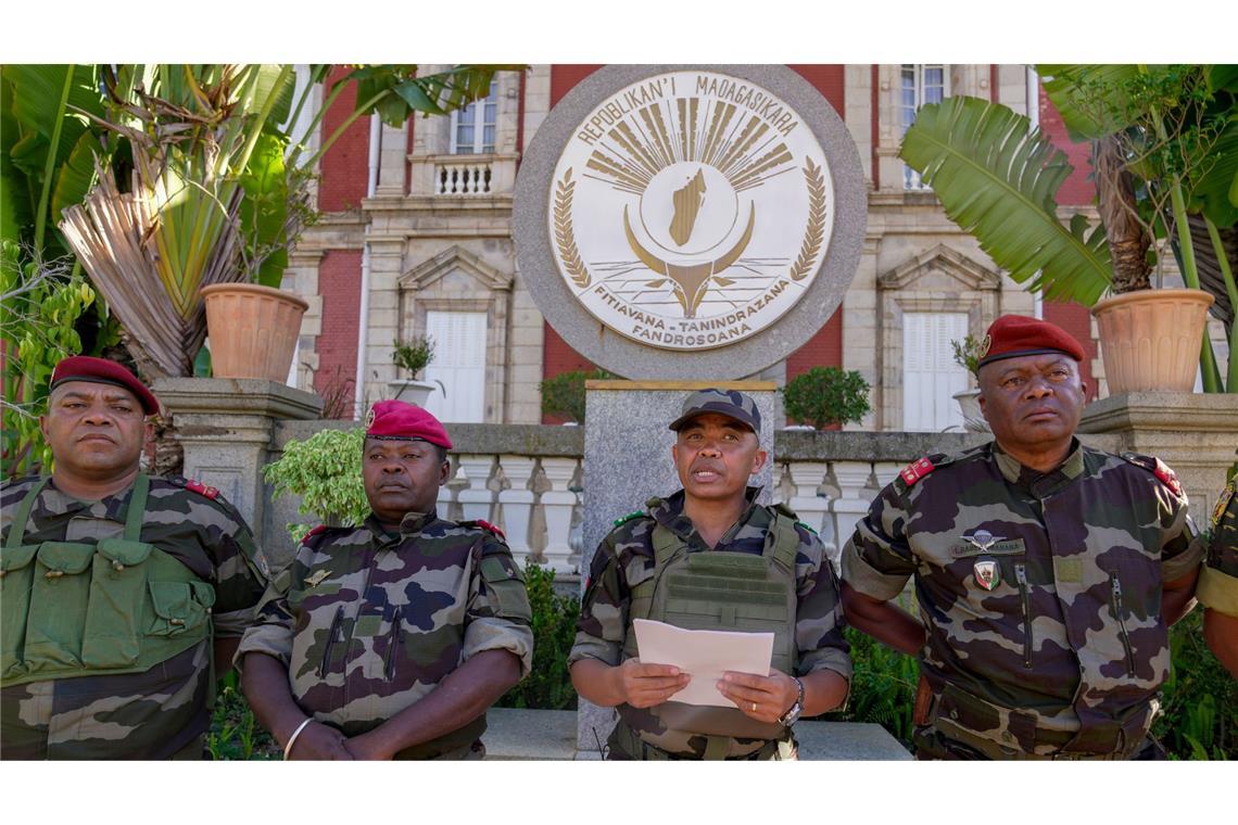 Militär übernimmt Macht in Madagaskar Der Putsch folgt auf wochenlange regierungskritische Proteste und Unruhen in dem Land.
