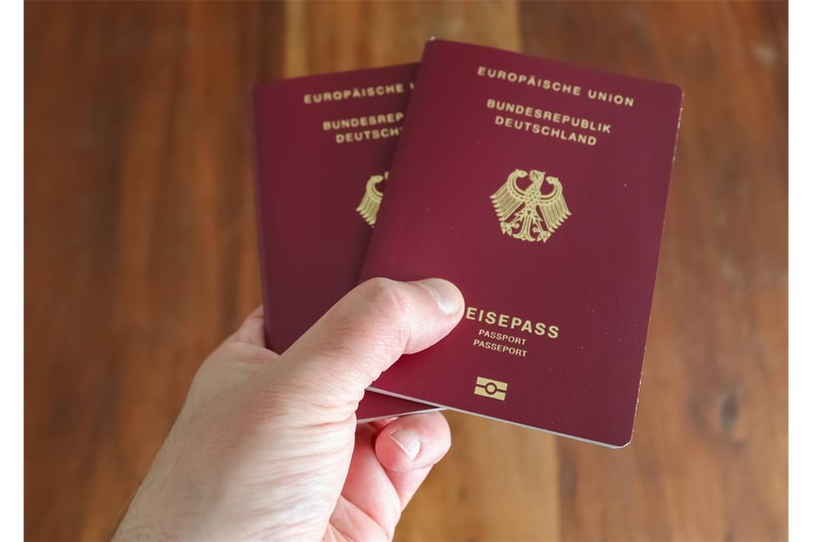 Ab wann braucht man eine ETA für England? Der Reisepass allein genügt bald nicht mehr.