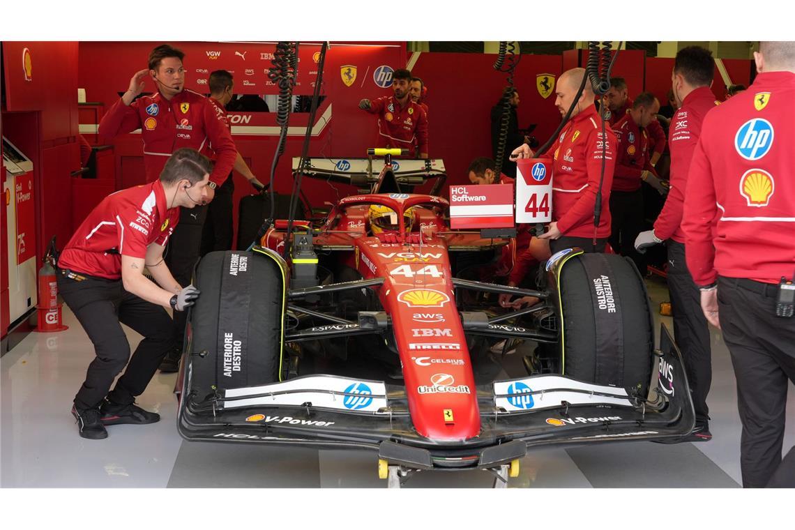 Herausforderer Norris nach Stromausfall in der Wüste top Der Rekordweltmeister bei der Eingewöhnung an sein neues Auto.